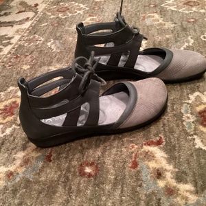 Naot kata flats size.40 or 9